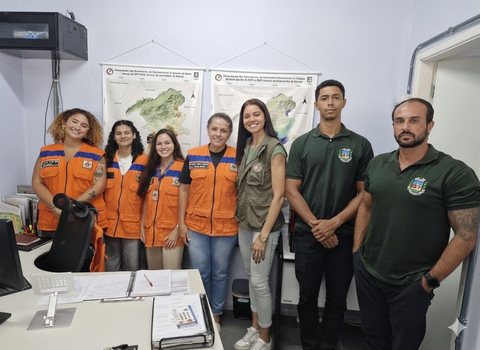 Registro fotográfico: Reunião com a Defesa Civil — Escolas Seguras