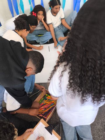 Registro fotográfico: Ecocast — Oficina de Cartografia Social no CIEP 345