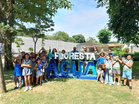 Colégio Austiense visita a ETA Guandu